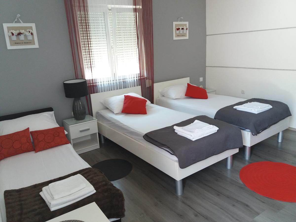 Apartments Benic Zadar Exterior foto